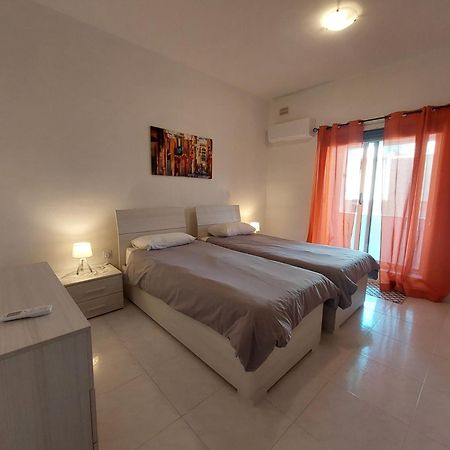 Nr41 Holiday Apartment - Close To Village Centre, Promenade, Shops & Restaurants Marsaxlokk Ngoại thất bức ảnh